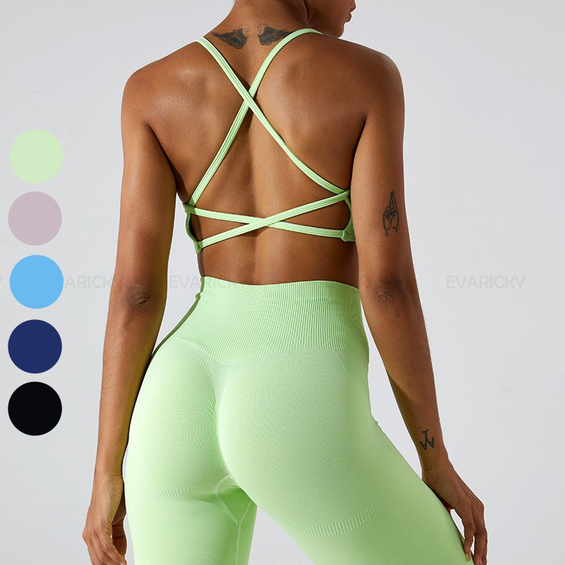 Strappy Shock -Prug a la cruz Criss Cross Bra