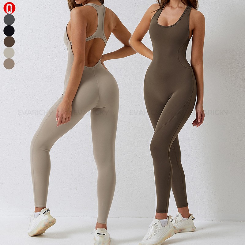 Monos de verano con cuello en U